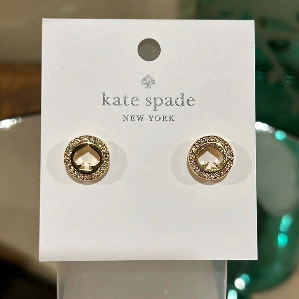 Kate Spade Spot The Spade Pave Halo Spade Studs, earrings, NEW!